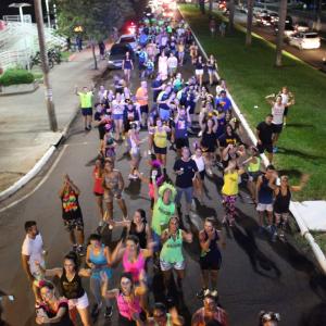 Imagem da notícia Carnaval JAÚFOLIA 2020: 21/02 - Sexta Feira - Trio elétrico com BloCoruja e Pop Band Show na Praça da República - FOTOS