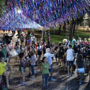 Imagem da notícia Carnaval JAÚFOLIA 2020: 21/02 - Sexta Feira - Trio elétrico com BloCoruja e Pop Band Show na Praça da República - FOTOS
