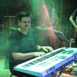 Imagem da notícia Carnaval JAÚFOLIA 2020: 21/02 - Sexta Feira - Trio elétrico com BloCoruja e Pop Band Show na Praça da República - FOTOS