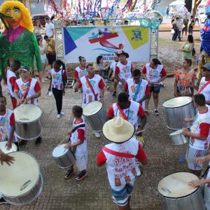 Imagem da notícia Carnaval JAÚ FOLIA 2020: 23/02 - Domingo - Matinê na Praça da República com Capoeira Bantus e Bloco Primavera a noite show com a Pop Band Show - FOTOS
