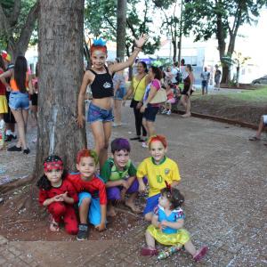 Imagem da notícia Carnaval JAÚ FOLIA 2020: 23/02 - Domingo - Matinê na Praça da República com Capoeira Bantus e Bloco Primavera a noite show com a Pop Band Show - FOTOS