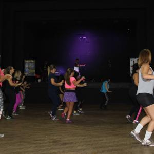 Imagem da notícia Semana da Mulher 2020: Zumba Solidária - FOTOS