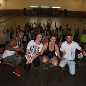 Imagem da notícia Semana da Mulher 2020: Zumba Solidária - FOTOS