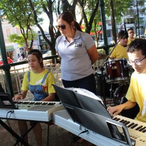 Imagem da notícia Projeto Guri: homenagem ao Dia Internacional da Mulher - FOTOS