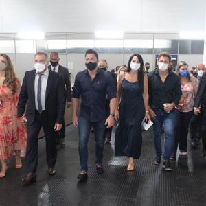 Imagem da notícia Prefeito e vice prefeito eleitos tomam posse