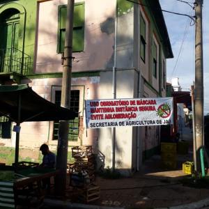 Imagem da notícia FEIRA LIVRE FUNCIONA SEGUINDO AS NORMAS MUNICIPAIS