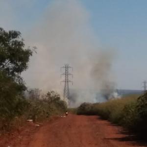 Imagem da notícia INCÊNDIOS SÃO CONTROLADOS NO FIM DE SEMANA