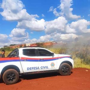Imagem da notícia DEFESA CIVIL CONTROLA INCÊNDIO DE GRANDE PORTE