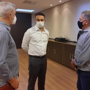 Imagem da notícia PREFEITO RECEBE VISITA DO DEPUTADO ESTADUAL ALEXANDRE PEREIRA