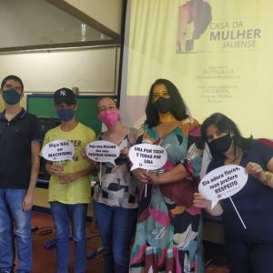 Imagem da notícia RELACIONAMENTO ABUSIVO E VIOLÊNCIA CONTRA MULHER É TEMA DE PALESTRA EM ESCOLA