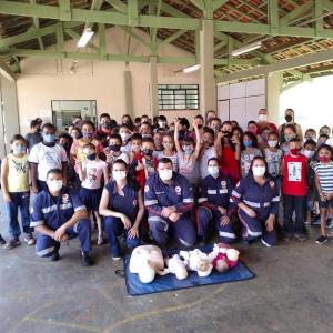Imagem da notícia SAMU ENSINA PRIMEIROS-SOCORROS A ALUNOS DA REDE MUNICIPAL