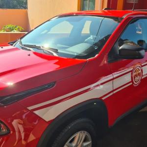 Imagem da notícia PREFEITURA RECEBE NOVA VIATURA PARA O CORPO DE BOMBEIROS