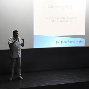 Imagem da notícia Prefeitura promove no Projeto Desenvolvendo Talentos, palestra sobre Câncer de Pele - FOTOS