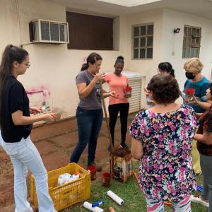 Imagem da notícia MULHERES PARTICIPAM DE CURSO DE BIOCONSTRUÇÃO