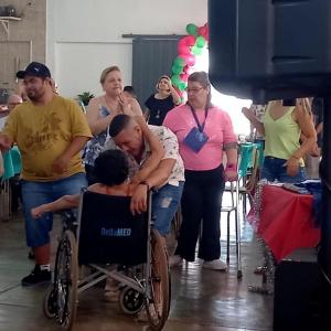 Imagem da notícia ALUNOS DO CISC TÊM DIA ESPECIAL EM FAMÍLIA  