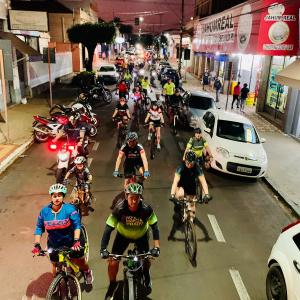 Imagem da notícia PEDAL DE NATAL SOLIDÁRIO MOVIMENTA O CENTRO DA CIDADE