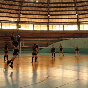 Imagem da notícia VBB VÔLEI CONQUISTA O TORNEIO DE VÔLEI INDOOR MISTO 4X4