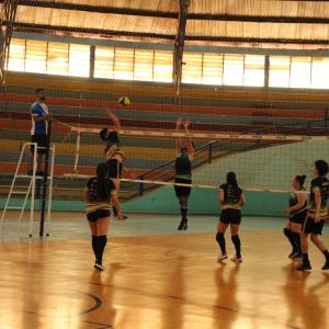 Imagem da notícia VBB VÔLEI CONQUISTA O TORNEIO DE VÔLEI INDOOR MISTO 4X4