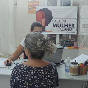 Imagem da notícia MÊS DA MULHER TERMINA COM EXAME GINECOLÓGICO PREVENTIVO