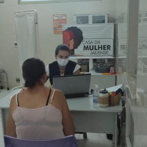 Imagem da notícia MÊS DA MULHER TERMINA COM EXAME GINECOLÓGICO PREVENTIVO