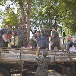 Imagem da notícia Fundo Social de Solidariedade realiza coleta nos postos de arrecadação da Campanha do Agasalho