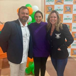 Imagem da notícia TBT: PREFEITURA FAZ HOMENAGEM AOS ATLETAS DA TERCEIRA IDADE