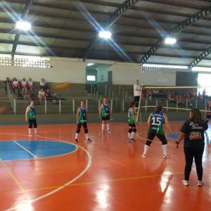 Imagem da notícia VÔLEI: JAHU CONQUISTA VITÓRIAS NA LIGA AABR E NO FESTIVAL DA MELHOR IDADE