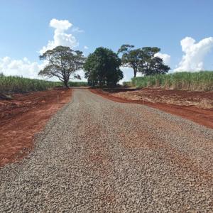 Imagem da notícia JAHU TEM CERCA 20 KM DE ESTRADAS RURAIS RECUPERADAS