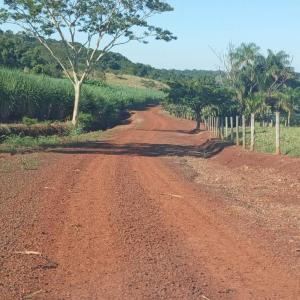 Imagem da notícia JAHU TEM CERCA 20 KM DE ESTRADAS RURAIS RECUPERADAS