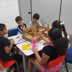 Imagem da notícia VIVEIRO DE MUDAS EM ESCOLA – QUESTÕES AMBIENTAIS NA PRÁTICA