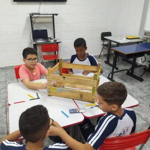 Imagem da notícia VIVEIRO DE MUDAS EM ESCOLA – QUESTÕES AMBIENTAIS NA PRÁTICA