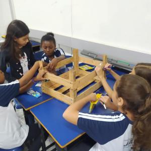 Imagem da notícia VIVEIRO DE MUDAS EM ESCOLA – QUESTÕES AMBIENTAIS NA PRÁTICA
