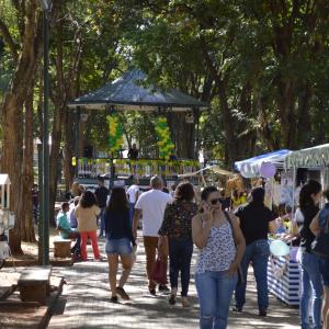 Imagem da notícia Sábado na Praça - FOTOS