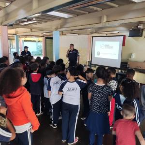 Imagem da notícia ESTUDANTES DO CAIC PARTICIPAM DE PALESTRA SOBRE MAIO AMARELO