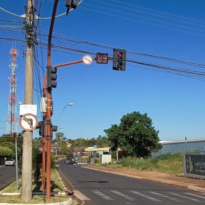 Imagem da notícia PREFEITURA INSTALA NOVOS CONTROLADORES DE TEMPO EM CRUZAMENTOS DA CIDADE
