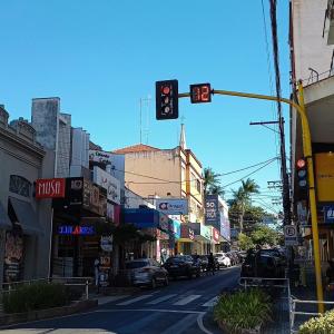 Imagem da notícia PREFEITURA INSTALA NOVOS CONTROLADORES DE TEMPO EM CRUZAMENTOS DA CIDADE