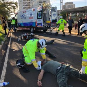 Imagem da notícia MAIO AMARELO – SIMULADO DE ACIDENTE DE TRÂNSITO COMO ALERTA À POPULAÇÃO E ALINHAMENTO DE PROFISSIONAIS