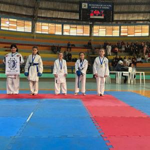 Imagem da notícia CAMPEONATO JAUENSE DE KARATÊ HOMENAGEIA GRANDES NOMES DO ESPORTE