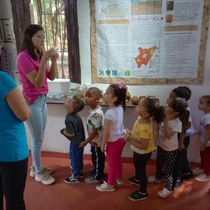 Imagem da notícia CASA DA CRIANÇA VISITA HORTO MUNICIPAL