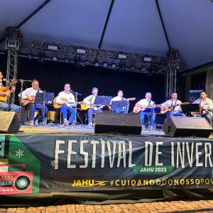 Imagem da notícia QUADRILHA E MÚSICA SERTANEJA DO CLÁSSICO AO POPULAR NA ESTAÇÃO DO SOM – 30º FESTIVAL DE INVERNO