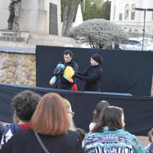 Imagem da notícia 27ª edição do Festival de Inverno de Jahu: Espetáculo - O Circo dos Objetos - FOTOS