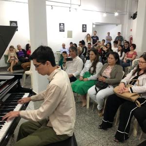 Imagem da notícia 30º FESTIVAL DE INVERNO – A BELEZA EM ACORDES DE PIANO