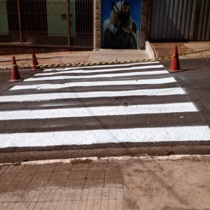 Imagem da notícia PREFEITURA REFORÇA SINALIZAÇÃO DE TRÂNSITO DO DISTRITO DE POTUNDUVA