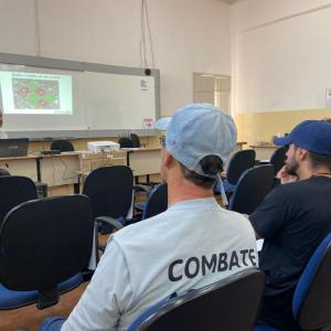 Imagem da notícia CAPACATIÇÃO DE PROFISSIONAIS TEM FOCO EM AVALIAÇÃO DE DENSIDADE LARVÁRIA