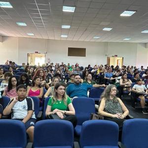 Imagem da notícia MAPA VERDE - ESTUDANTES APRESENTAM MAPEAMENTO SOCIOAMBIENTAL