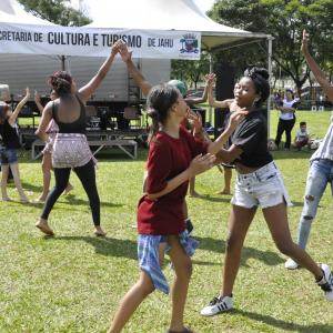 Imagem da notícia Oficinas de Dança Afro e Show Musical Amukengue e Samba de Sinhá - Mês da Consciência Negra- FOTOS