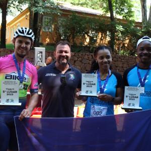 Imagem da notícia PRIMEIRA EDIÇÃO DO TRIATHLON SPRINT REÚNE DEZENAS DE ATLETAS