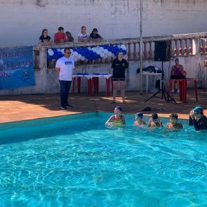 Imagem da notícia FESTIVAL DE NATAÇÃO REÚNE ALUNOS DAS ESCOLINHAS DA PREFEITURA