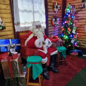 Imagem da notícia CORAL DA AMAI CELEBRA O NATAL NO JARDIM DE BAIXO