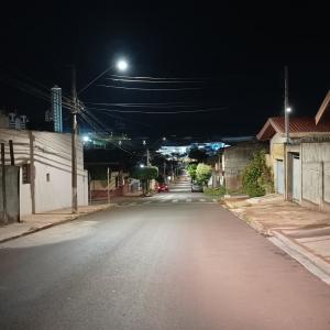 Imagem da notícia JAHU ILUMINADA: MAIS DE METADE DA CIDADE JÁ CONTA COM A NOVA ILUMINAÇÃO